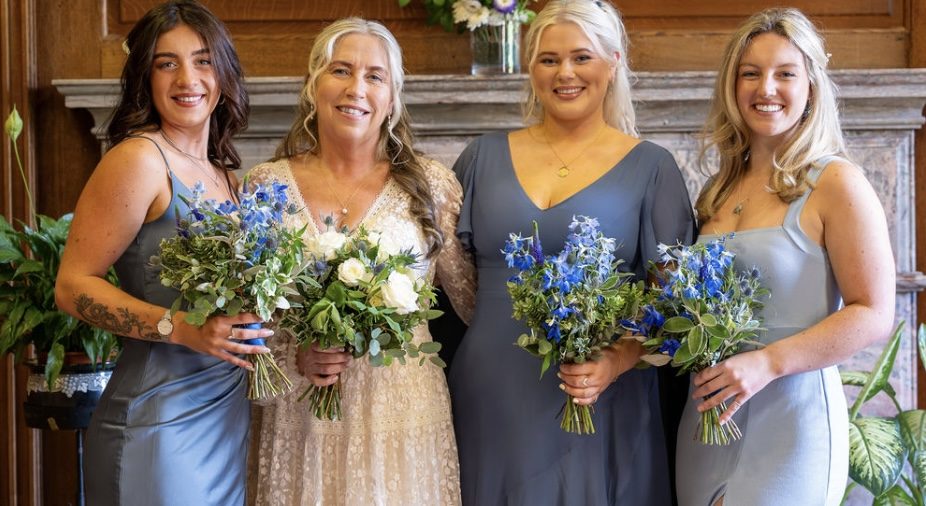 Wedding flowers by Cottage Flowers for Heather & Phil