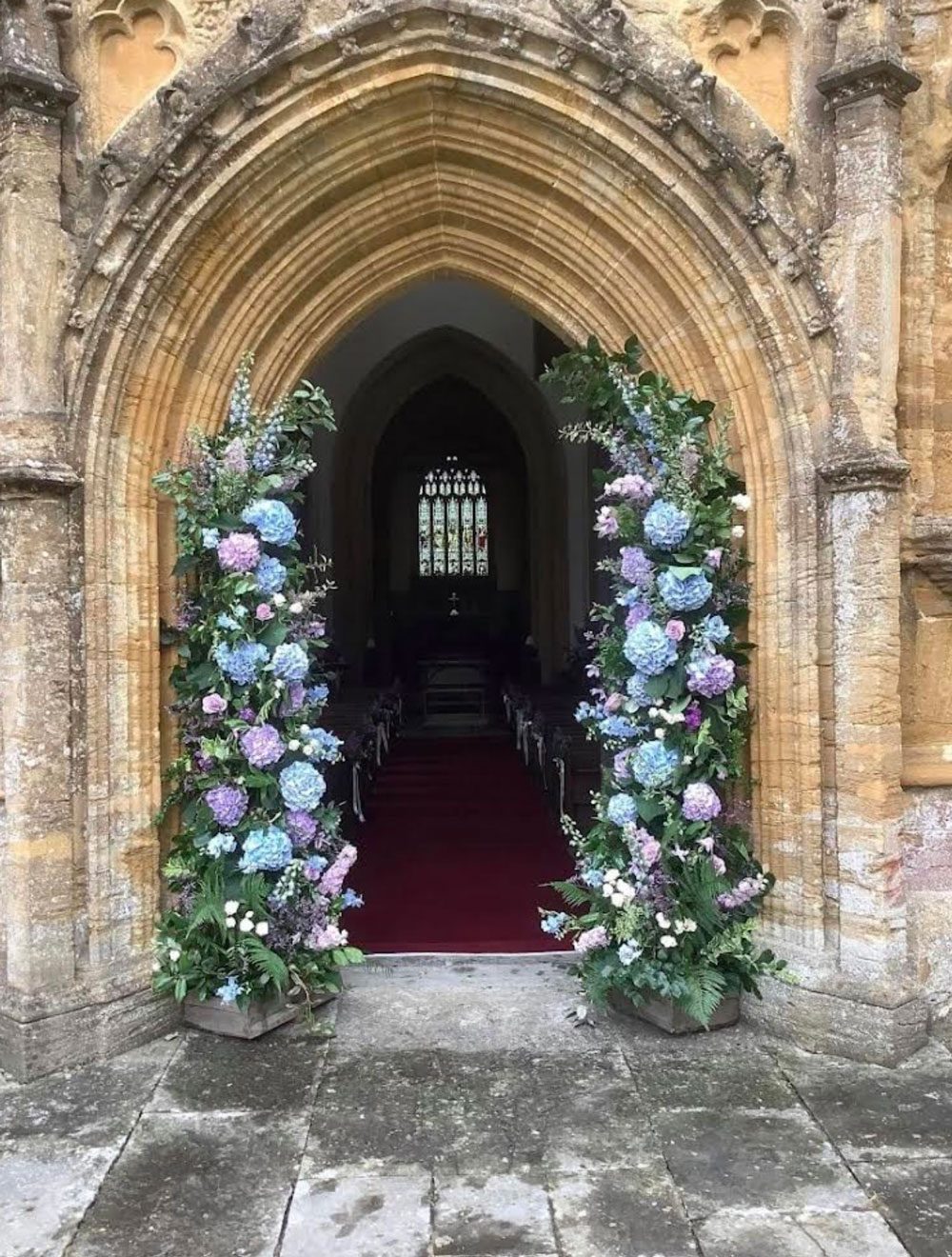 Wedding flowers by Cottage Flowers for Katie & Brad