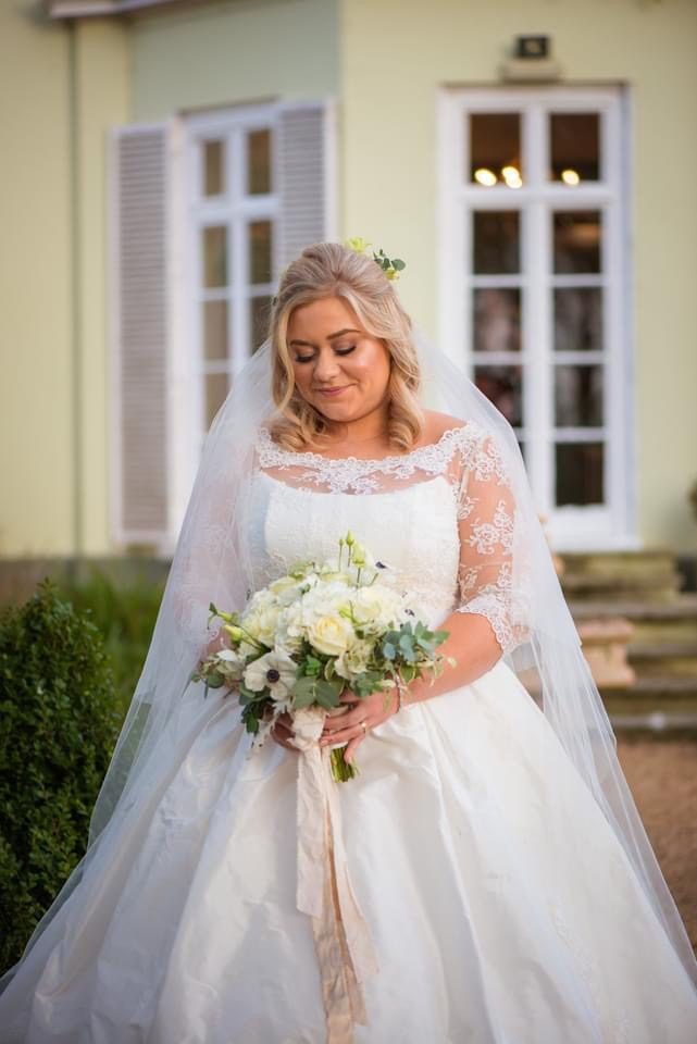 Wedding flowers by Cottage Flowers for Mr and Mrs Turner