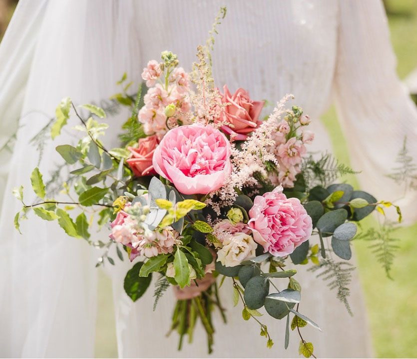 Wedding flowers by Cottage Flowers for Rosie & Harry